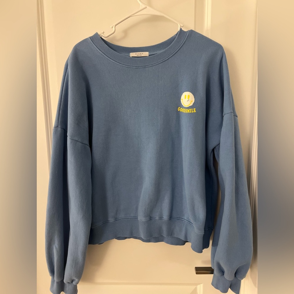 Korean smiley sweater